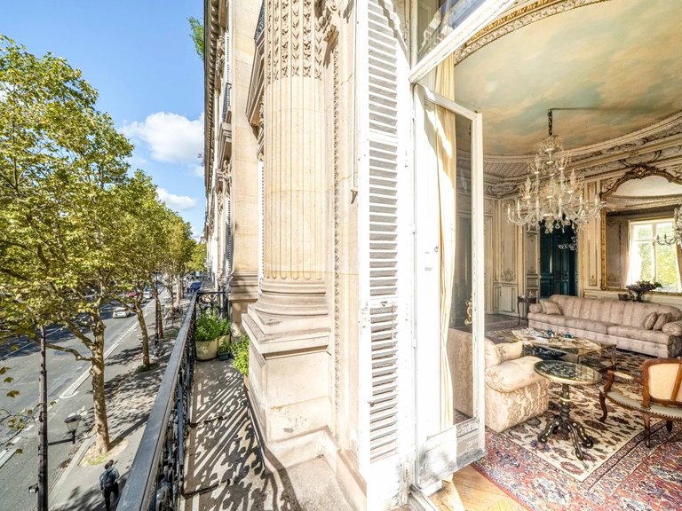 Apartment for Sale in 8th (golden Triangle - Parc Monceau), Golden Triangle - Trocadéro (8th - 16th) 4