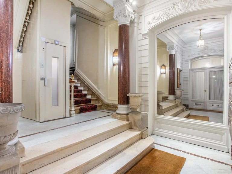 Apartment for Sale in 6th (saint Germain Des Prés - Luxembourg), Paris Left Bank (5th,6th & 7th ) 3