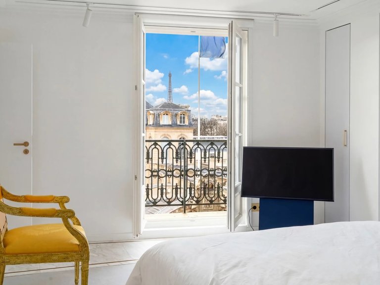Apartment for Sale in 8th (golden Triangle - Parc Monceau), Golden Triangle - Trocadéro (8th - 16th) 5
