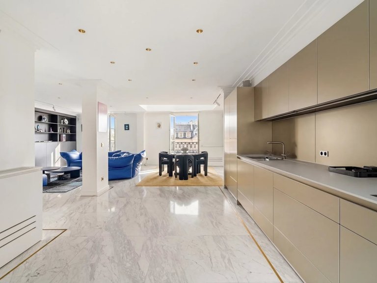 Apartment for Sale in 8th (golden Triangle - Parc Monceau), Golden Triangle - Trocadéro (8th - 16th) 9