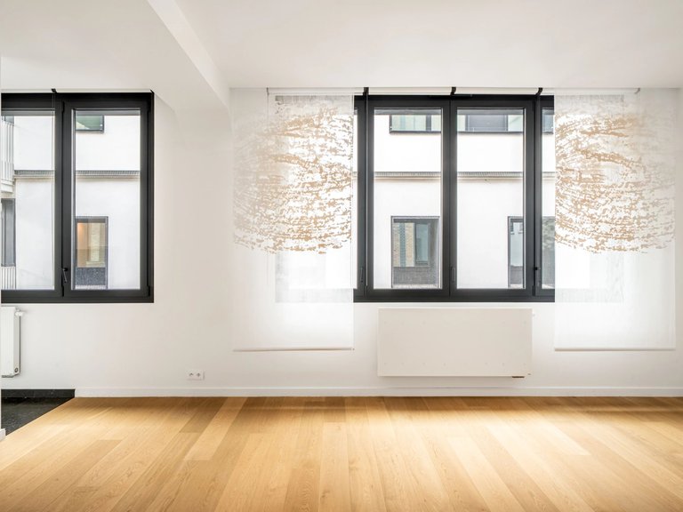 Apartment for Sale in 7th (invalides, Eiffel Tower, Orsay), Paris Left Bank (5th,6th & 7th ) 2