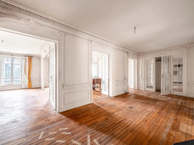 Apartment for Sale in 14th (montparnasse), Other Arrondissements (13th, 14th, 15th, 19th, 20th) 7