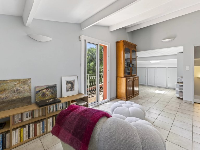 Villa for Sale in La Cadiere D Azur, Provence Coast (cassis To Cavalaire) 18