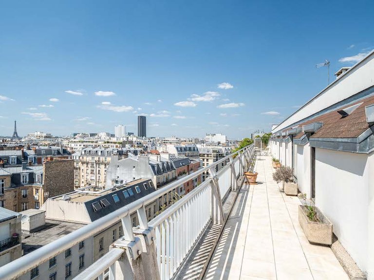 Apartment for Sale in 14th (montparnasse), Other Arrondissements (13th, 14th, 15th, 19th, 20th) 2