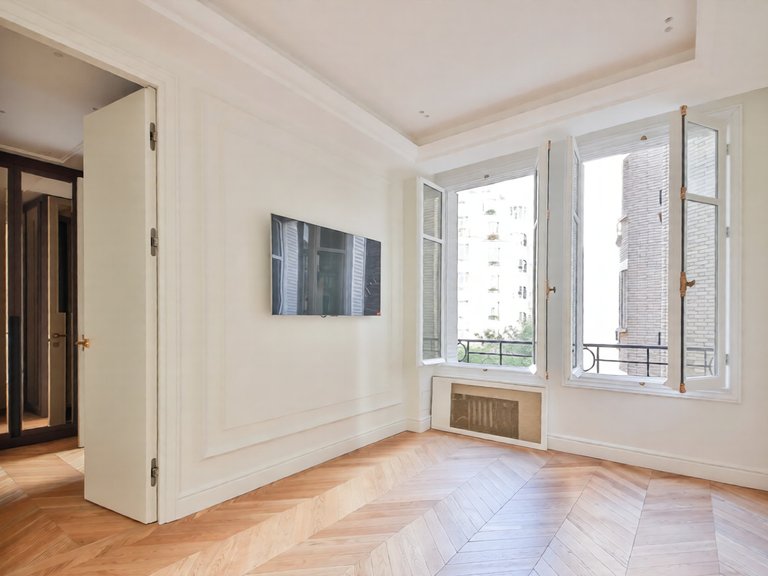 Apartment for Sale in 8th (golden Triangle - Parc Monceau), Golden Triangle - Trocadéro (8th - 16th) 11