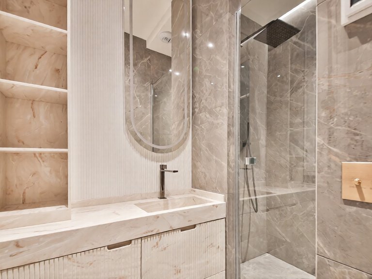 Apartment for Sale in 8th (golden Triangle - Parc Monceau), Golden Triangle - Trocadéro (8th - 16th) 10