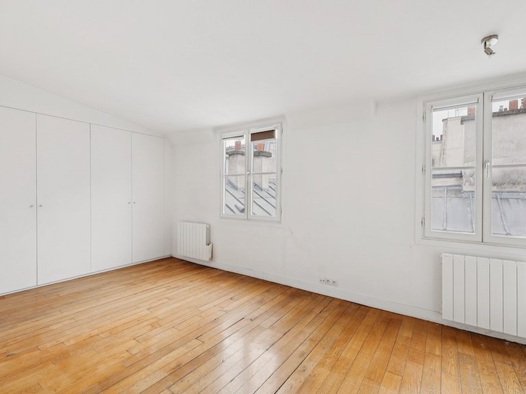 Apartment for Sale in 6th (saint Germain Des Prés - Luxembourg), Paris Left Bank (5th,6th & 7th ) 2