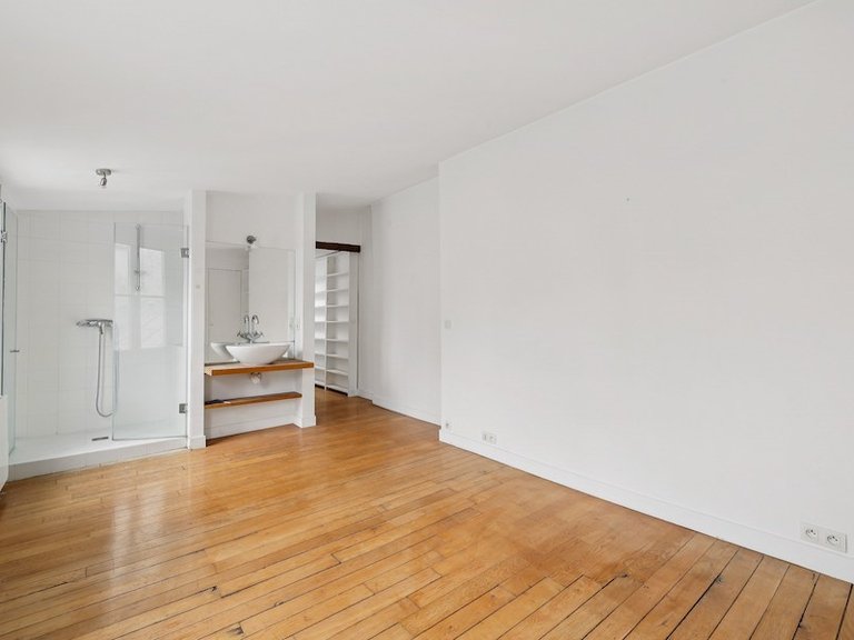 Apartment for Sale in 6th (saint Germain Des Prés - Luxembourg), Paris Left Bank (5th,6th & 7th ) 4