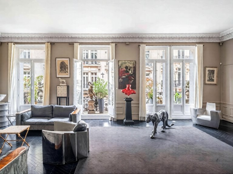 Apartment for Sale in 8th (golden Triangle - Parc Monceau), Golden Triangle - Trocadéro (8th - 16th) 2