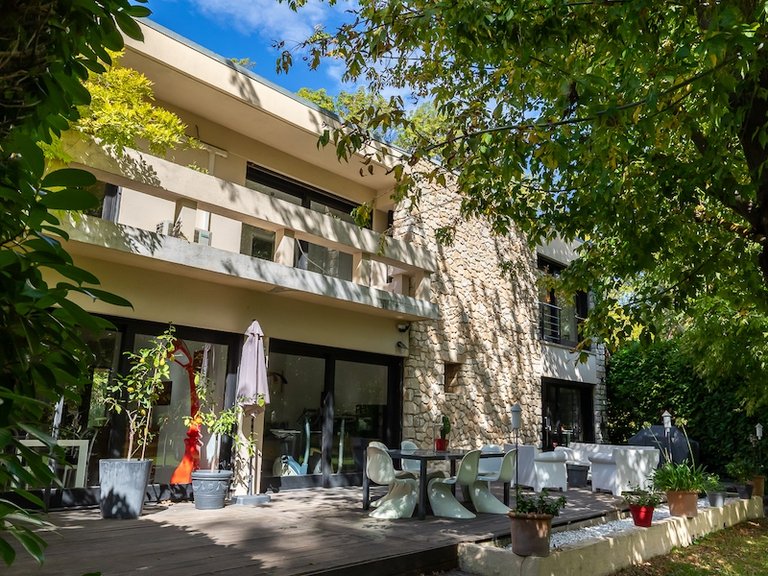 Villa for Sale in Bouc Bel Air, Marseille & Cote Bleu 5