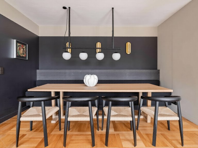 Apartment for Sale in 16th (trocadéro - Etoile - Passy), Golden Triangle - Trocadéro (8th - 16th) 6