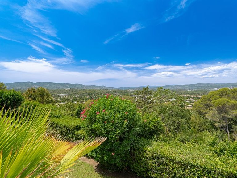 Villa for Sale in Mougins, Mougins, Valbonne, Grasse Area 11