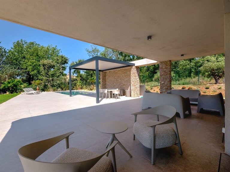 Villa for Sale in Tourrettes, Var Countryside (fayence, Lorgues, Cotignac) 16