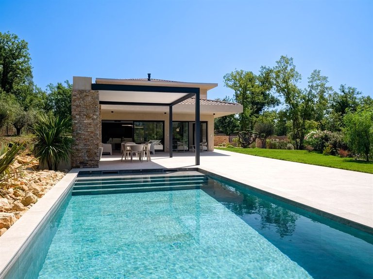 Villa for Sale in Tourrettes, Var Countryside (fayence, Lorgues, Cotignac) 3