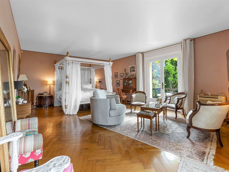 Villa for Sale in Grasse, Mougins, Valbonne, Grasse Area 14