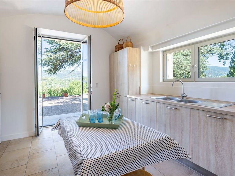 Villa for Sale in Grasse, Mougins, Valbonne, Grasse Area 18