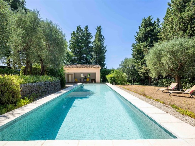 Villa for Sale in Grasse, Mougins, Valbonne, Grasse Area 3