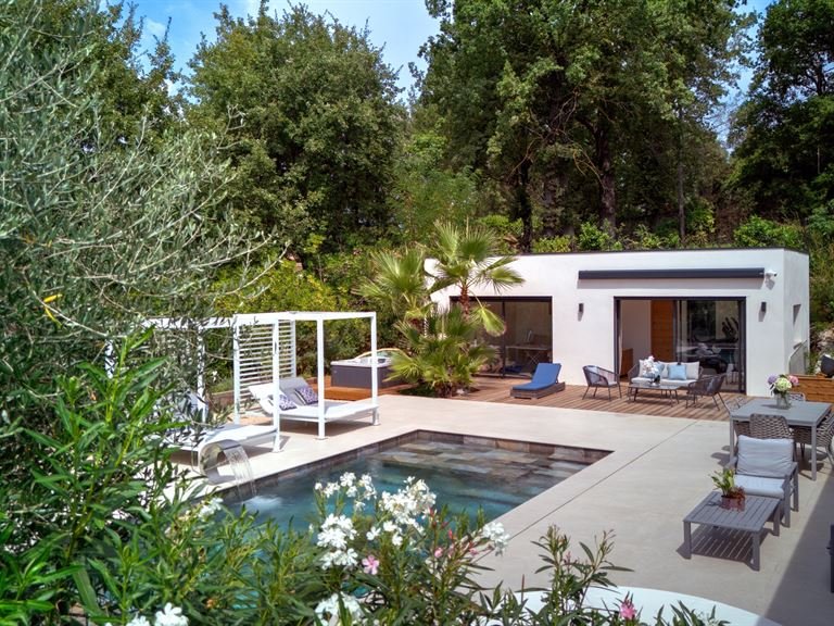 Villa for Sale in Opio, Mougins, Valbonne, Grasse Area 1
