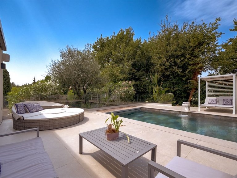 Villa for Sale in Opio, Mougins, Valbonne, Grasse Area 19