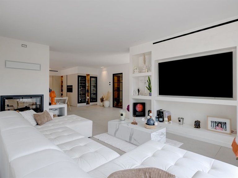 Villa for Sale in Opio, Mougins, Valbonne, Grasse Area 8