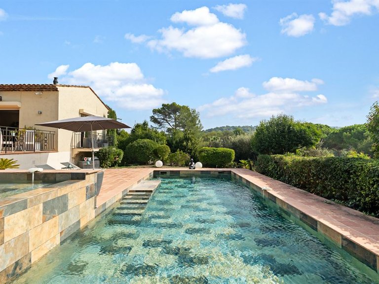 Villa for Sale in Mougins, Mougins, Valbonne, Grasse Area 1