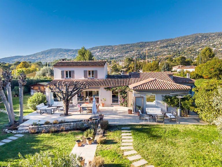 Villa for Sale in Peymeinade, Mougins, Valbonne, Grasse Area 1