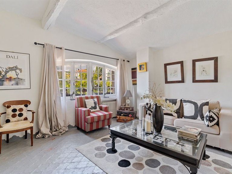 Villa for Sale in Biot, Mougins, Valbonne, Grasse Area 17