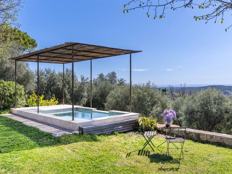 Villa for Sale in Chateauneuf Grasse, Mougins, Valbonne, Grasse Area 19