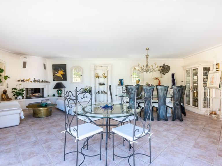 Villa for Sale in Cabris, Mougins, Valbonne, Grasse Area 13