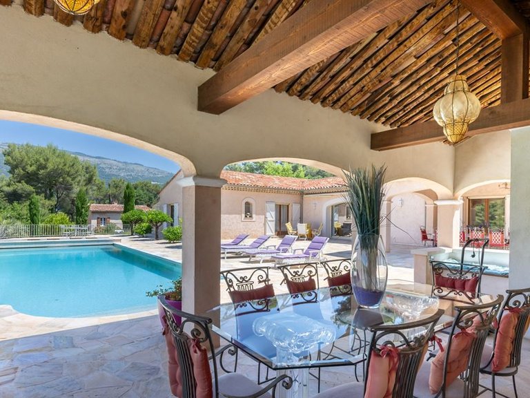 Villa for Sale in Cabris, Mougins, Valbonne, Grasse Area 4