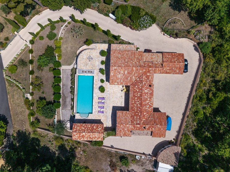 Villa for Sale in Cabris, Mougins, Valbonne, Grasse Area 7