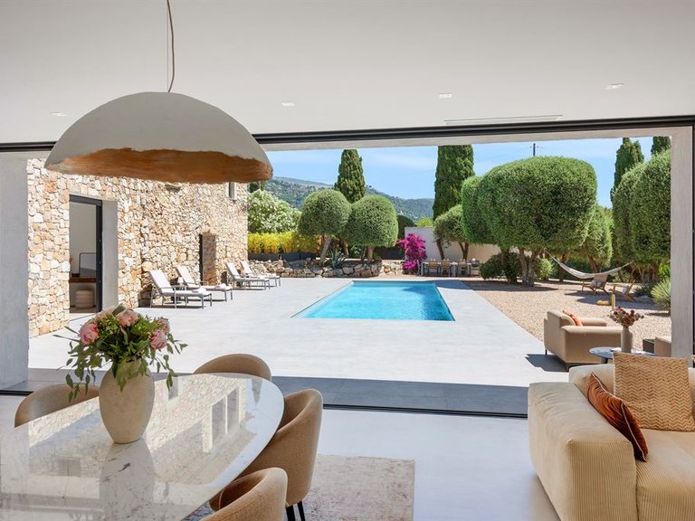 Villa for Sale in Le Tignet, Mougins, Valbonne, Grasse Area 12
