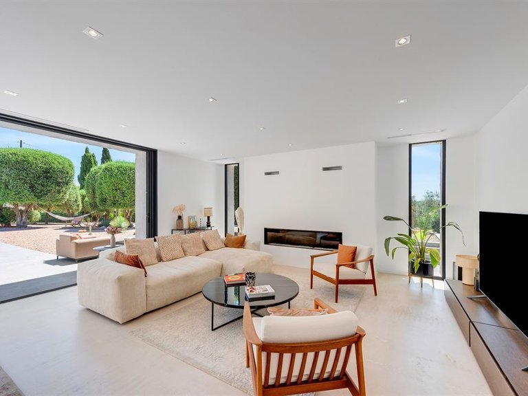 Villa for Sale in Le Tignet, Mougins, Valbonne, Grasse Area 15