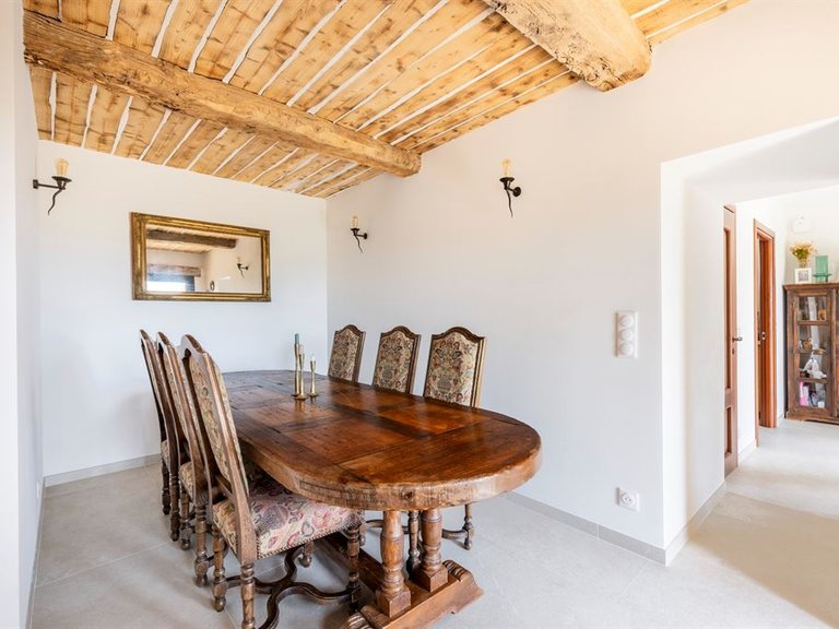 Villa for Sale in Speracedes, Mougins, Valbonne, Grasse Area 16