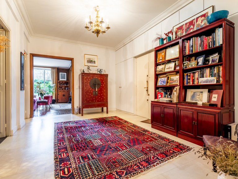 Apartment for Sale in 16th (trocadéro - Etoile - Passy), Golden Triangle - Trocadéro (8th - 16th) 8