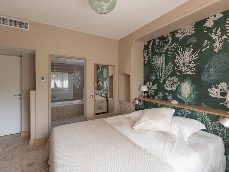 Villa for Sale in Cassis, Provence Coast (cassis To Cavalaire) 13
