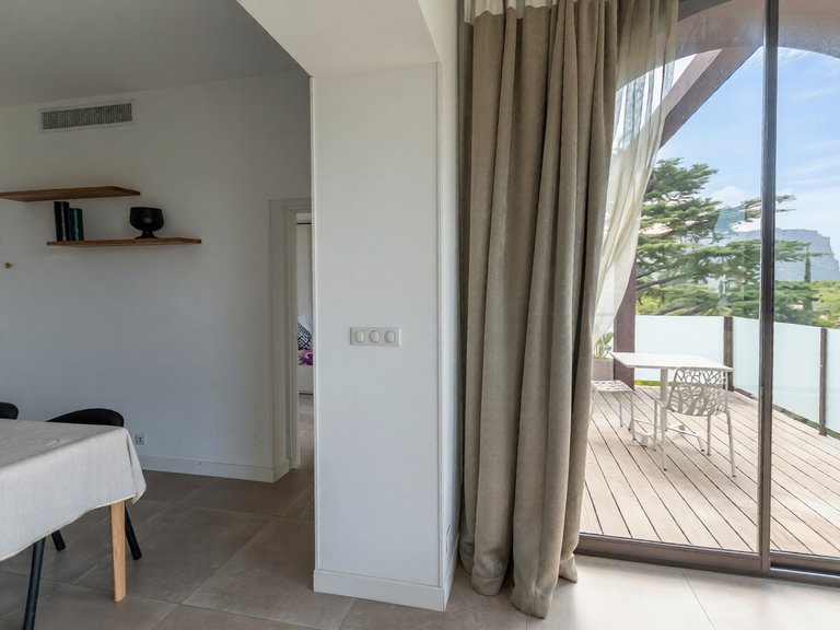 Villa for Sale in Cassis, Provence Coast (cassis To Cavalaire) 9