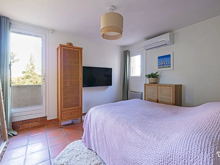 Villa for Sale in Marseille, Marseille & Cote Bleu 12