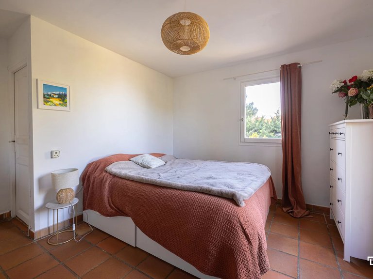 Villa for Sale in Marseille, Marseille & Cote Bleu 14