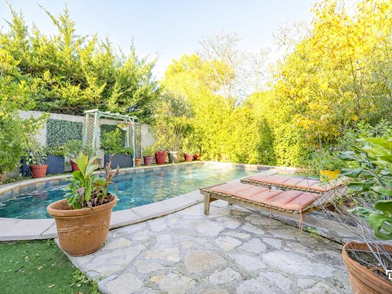 Villa for Sale in Marseille, Marseille & Cote Bleu 5