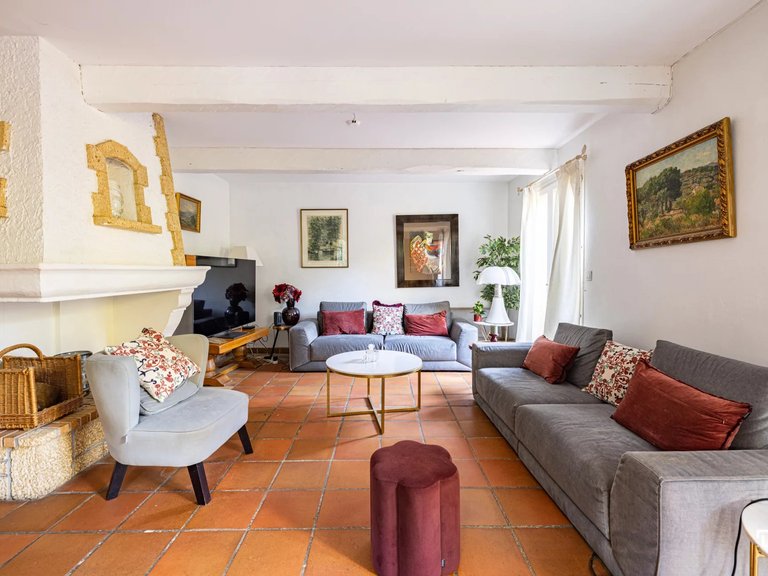 Villa for Sale in Marseille, Marseille & Cote Bleu 7