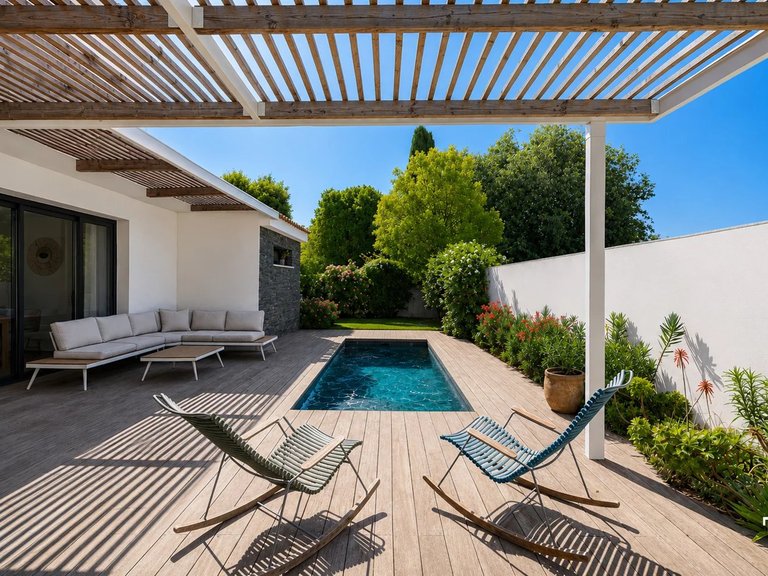 Villa for Sale in Marseille, Marseille & Cote Bleu 2