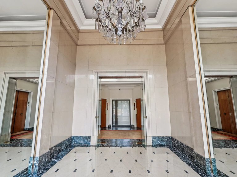 Apartment for Sale in 16th (trocadéro - Etoile - Passy), Golden Triangle - Trocadéro (8th - 16th) 14