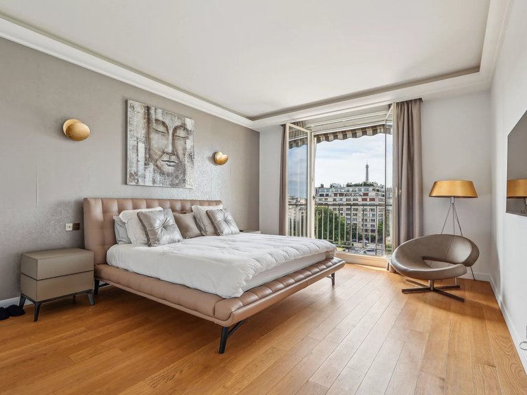Apartment for Sale in 16th (trocadéro - Etoile - Passy), Golden Triangle - Trocadéro (8th - 16th) 8