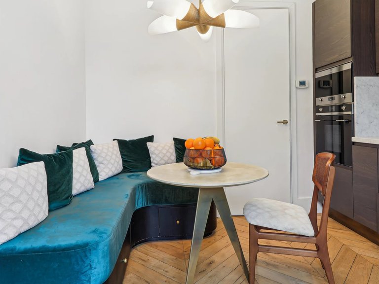 Apartment for Sale in 8th (golden Triangle - Parc Monceau), Golden Triangle - Trocadéro (8th - 16th) 6
