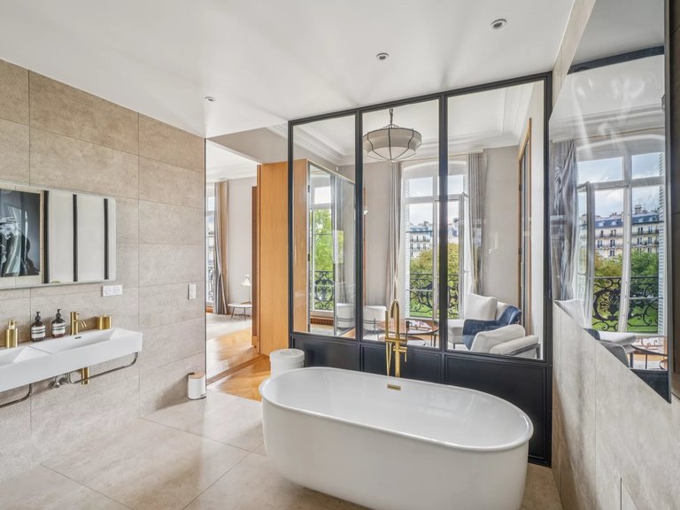 Apartment for Sale in 16th (trocadéro - Etoile - Passy), Golden Triangle - Trocadéro (8th - 16th) 8