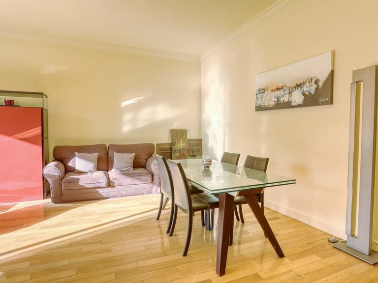 Apartment for Sale in Neuilly-sur-seine, Paris Suburbs 7