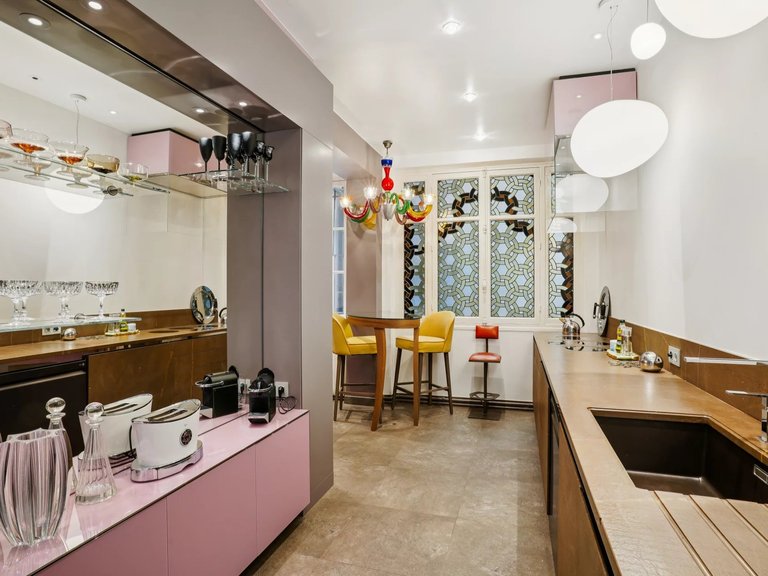 Apartment for Sale in 16th (trocadéro - Etoile - Passy), Golden Triangle - Trocadéro (8th - 16th) 8