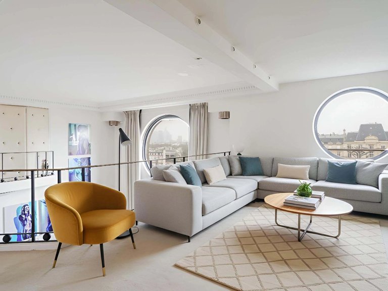 Apartment for Sale in 16th (trocadéro - Etoile - Passy), Golden Triangle - Trocadéro (8th - 16th) 4