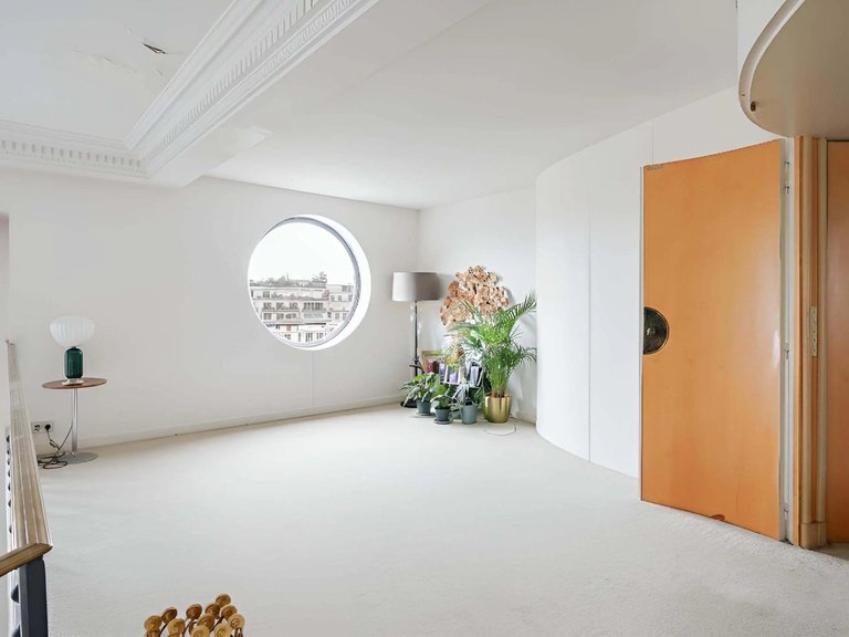Apartment for Sale in 16th (trocadéro - Etoile - Passy), Golden Triangle - Trocadéro (8th - 16th) 9
